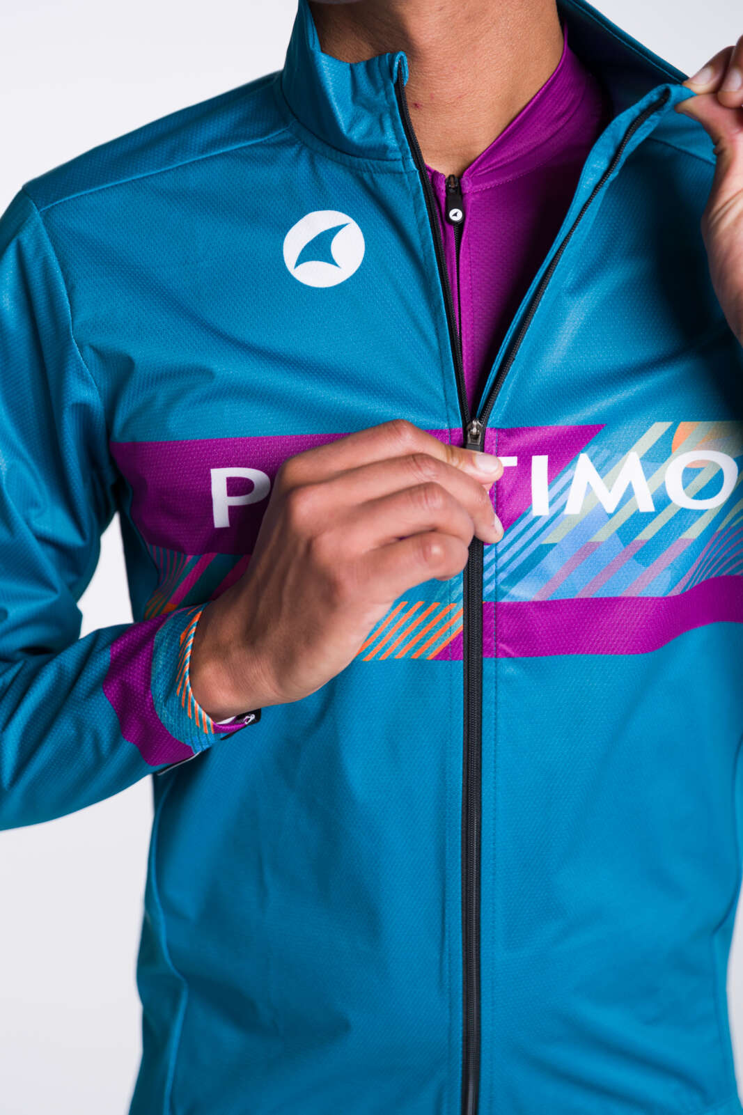 Men's Custom Cycling Jacket for Cold Weather - Breckenridge Zipper Detail