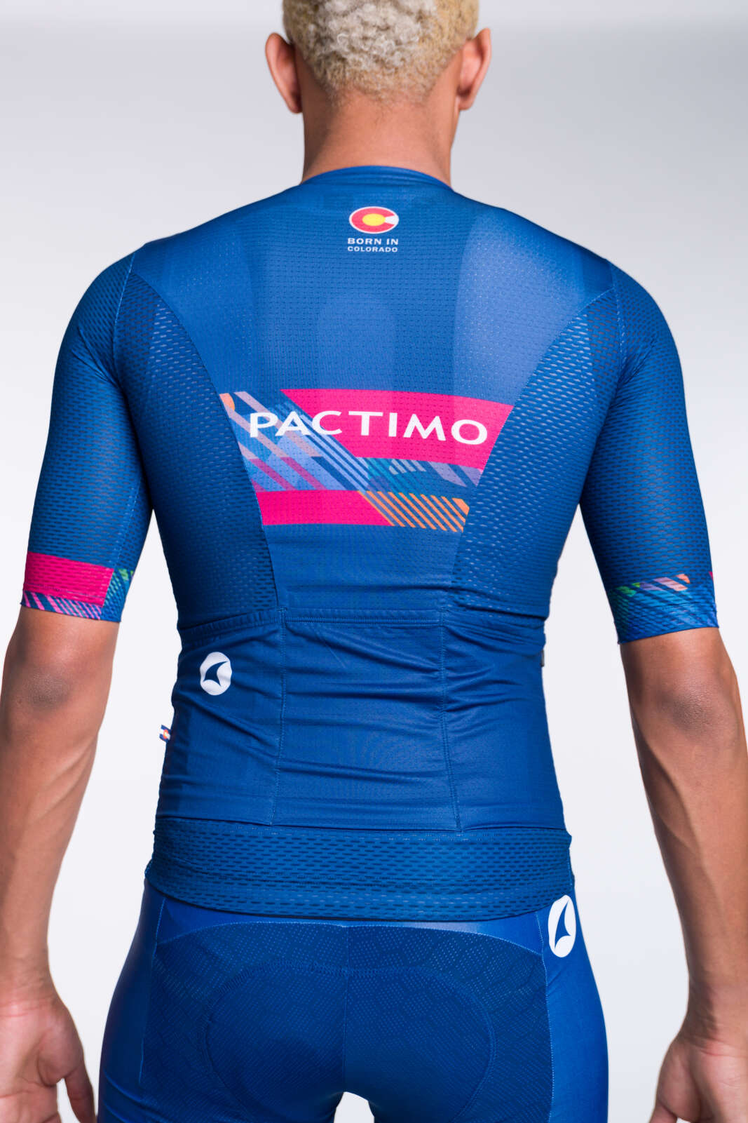 Men's Custom Mesh Cycling Jersey - Summit Aero Back Detail