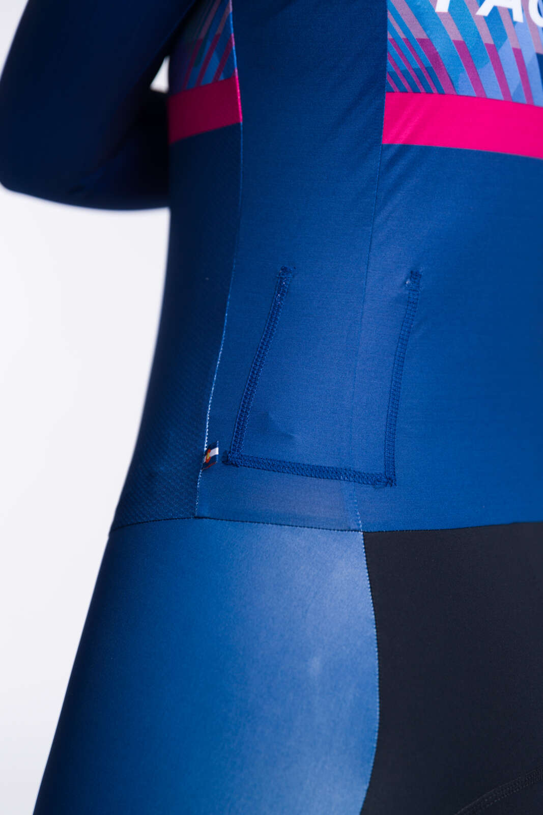 Women's Custom Cycling Skinsuit - Flyte Long Sleeve Radio Pocket Detail