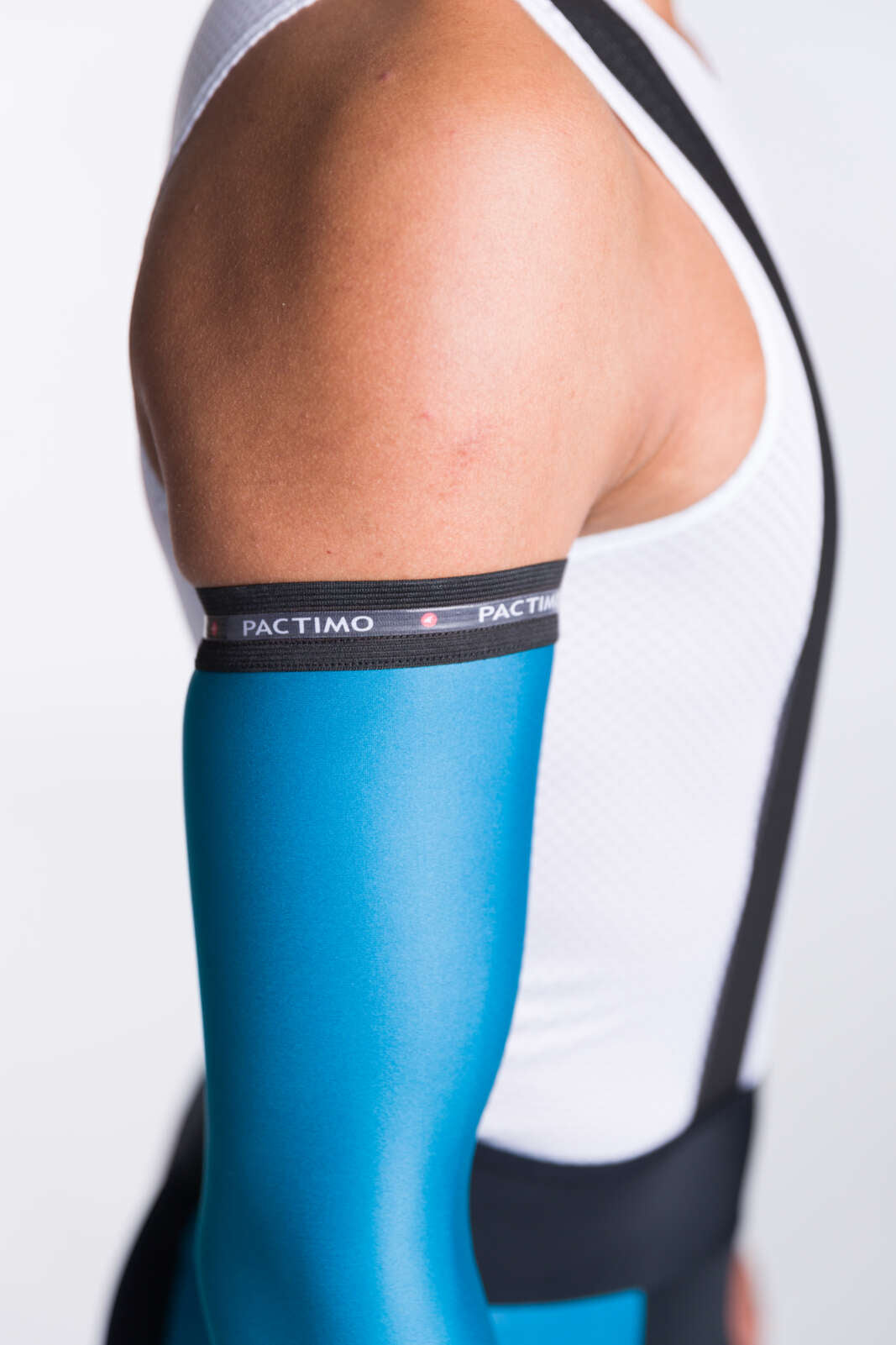 Custom Cycling Arm Warmers - Gripper Detail