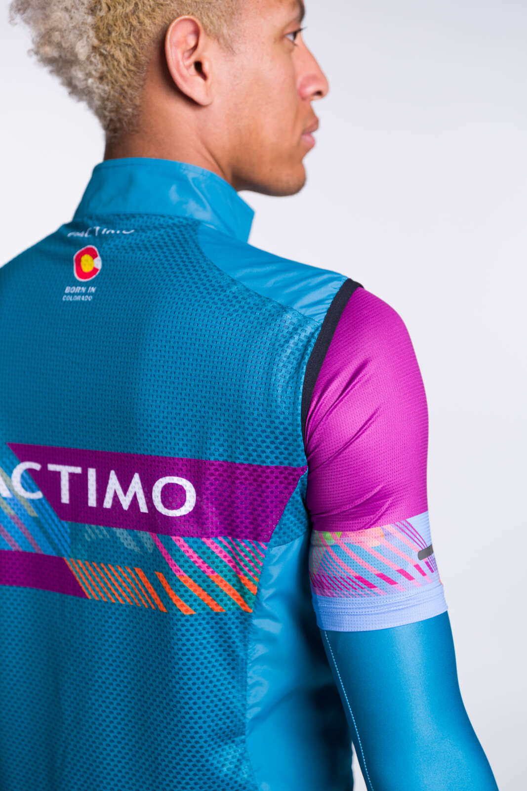 Men's Custom Cycling Wind Vest - Divide Arm Opening