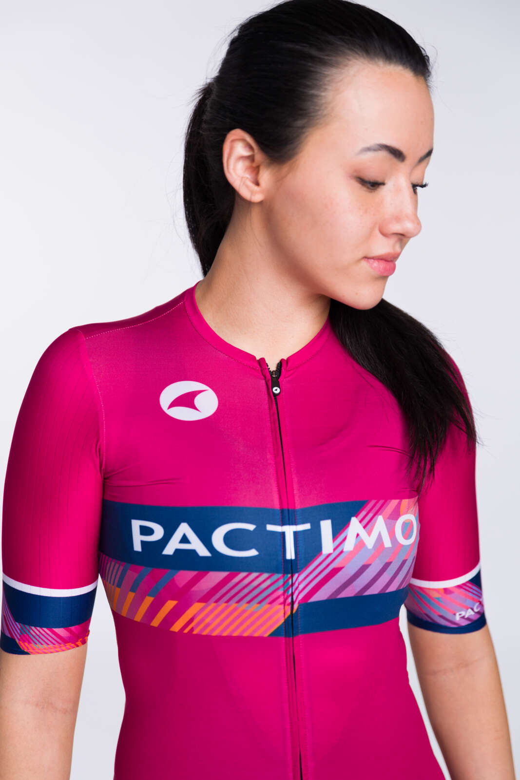 Women's Aero Fit Custom Cycling Jersey - Flyte Zipper Detail